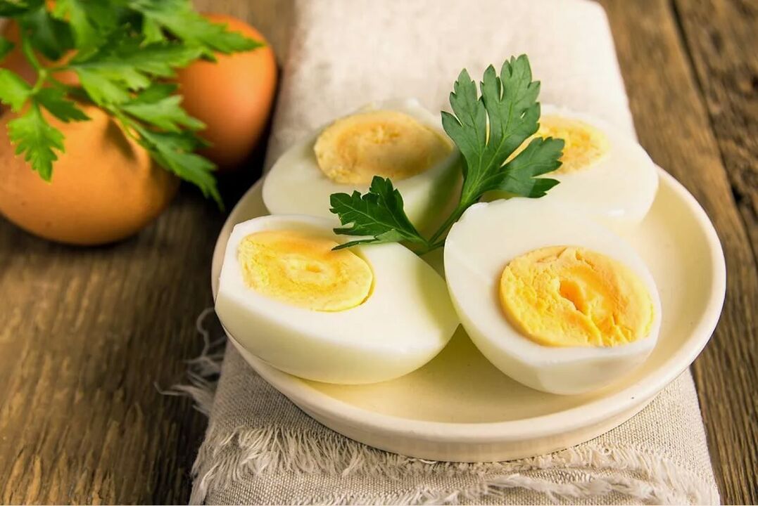 telur rebus untuk sarapan pagi